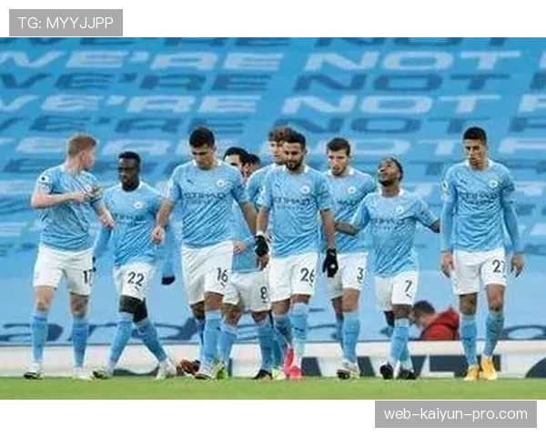 曼城进攻结构的变化：从中路集中策略到战术调整，影响赛季争冠走势